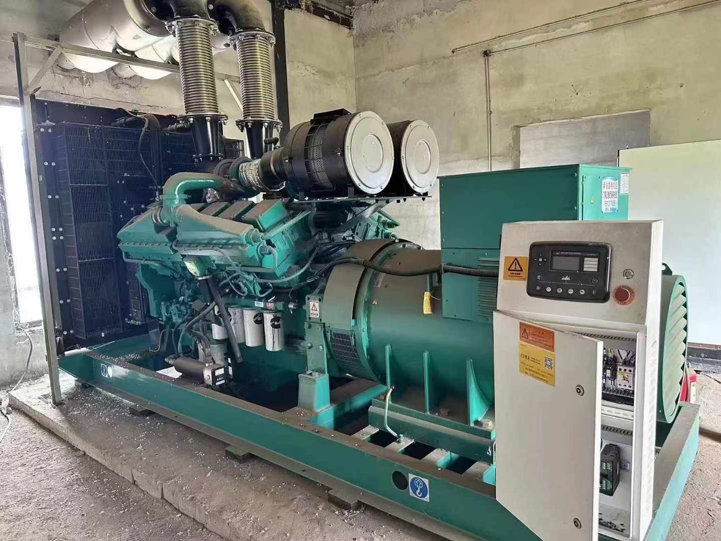 丰台无功补偿装置的性能评估需要考虑哪些因素？